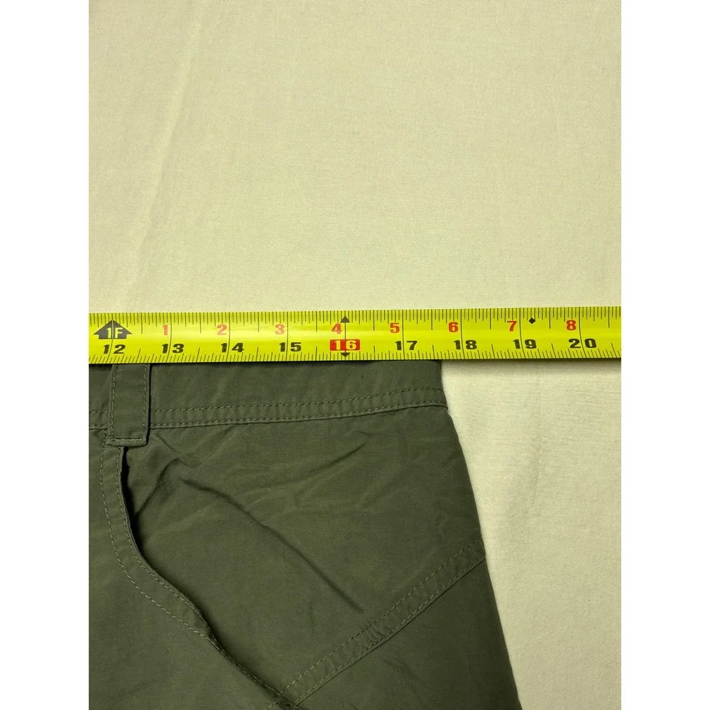 Mountain Hardwear Canyon Shorts Mens 34 Green Hiking Outdoor Belted Nylon UPF 50